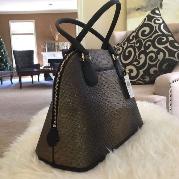 NWT COACH CORA DOMED SATCHEL - Picture 5 of 11